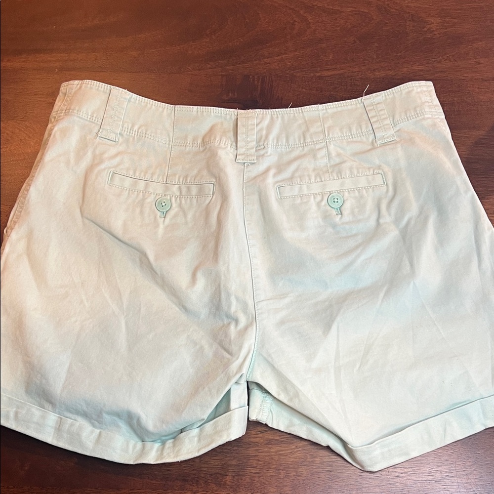 Tommy Bahama Light Blue Size 8 Women's Shorts - Picture 4 of 9